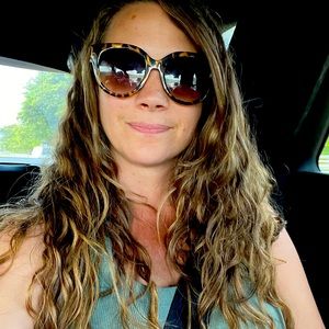 Meet your Posher, Tessa